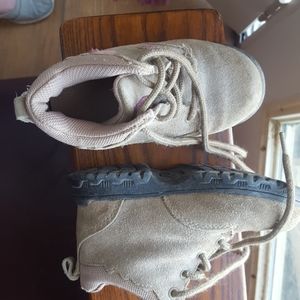 Stride rite hiking boots